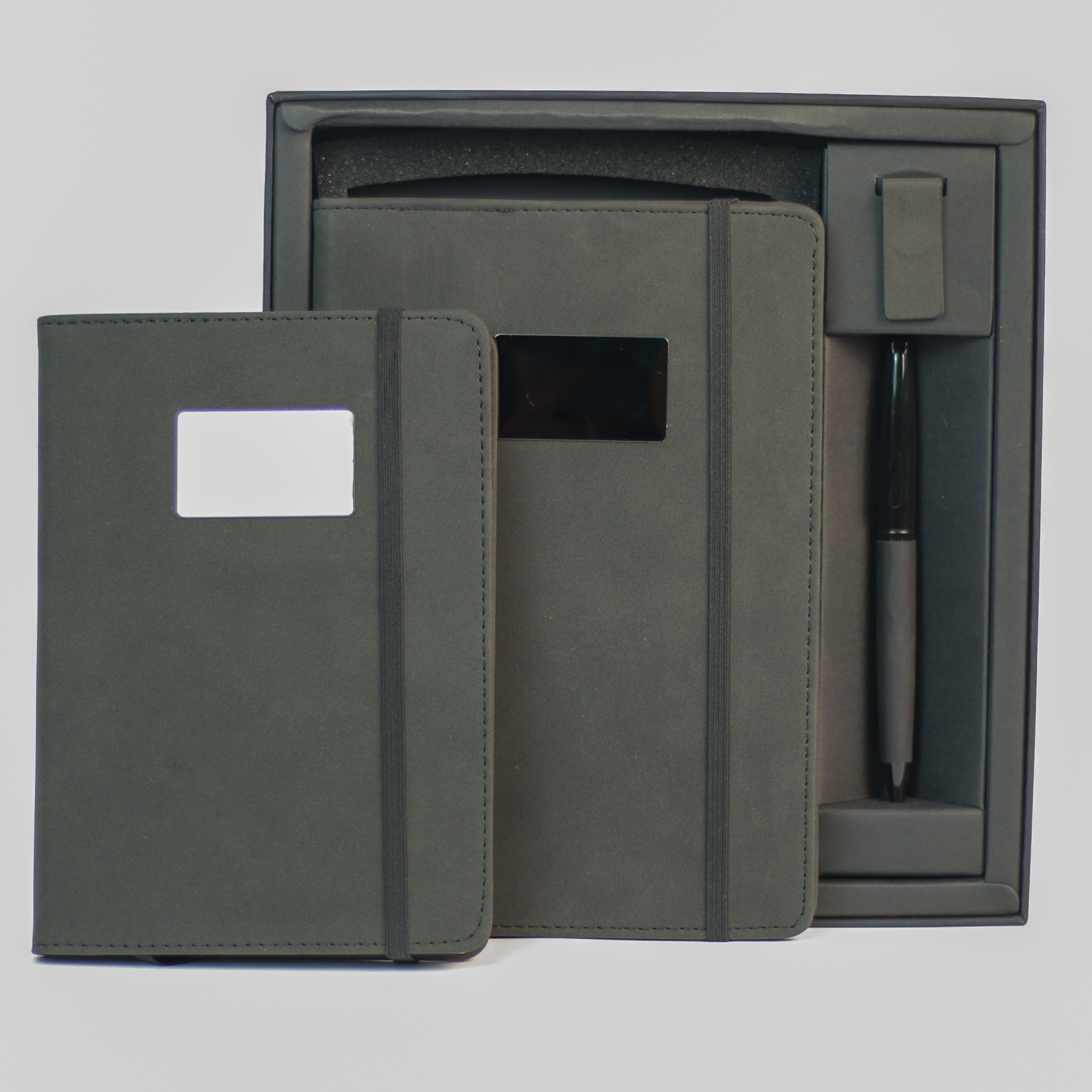 N.B Set 18 With Rope Bag